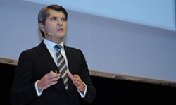 Plenáris